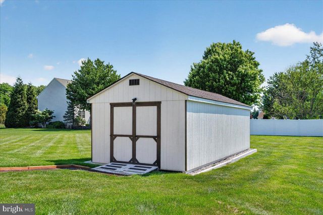 70 REDWOOD DR, Richboro, PA 18954
