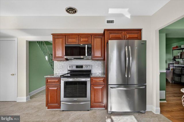 70 REDWOOD DR, Richboro, PA 18954