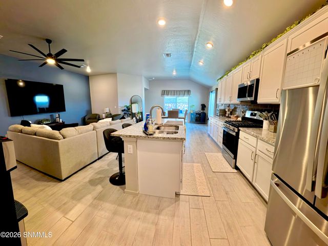 4991 Ellora Vista Drive, Las Cruces, NM 88012