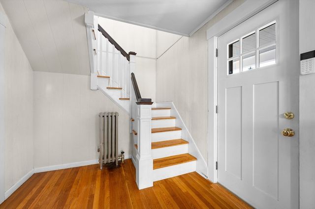 30 Whitney St, Milford, MA 01757