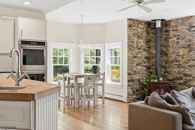 12 COLD SPRINGS ROAD, Tewksbury Twp., NJ 07830