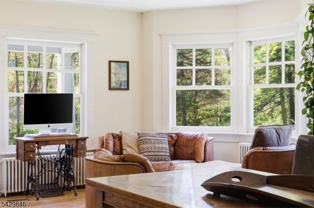 12 COLD SPRINGS ROAD, Tewksbury Twp., NJ 07830