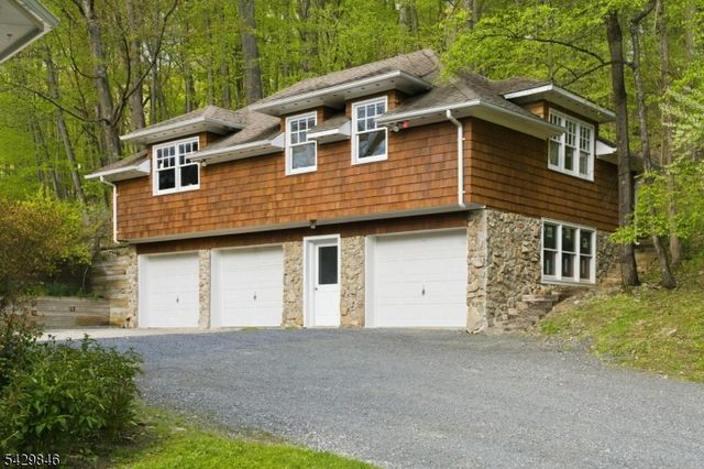12 COLD SPRINGS ROAD, Tewksbury Twp., NJ 07830