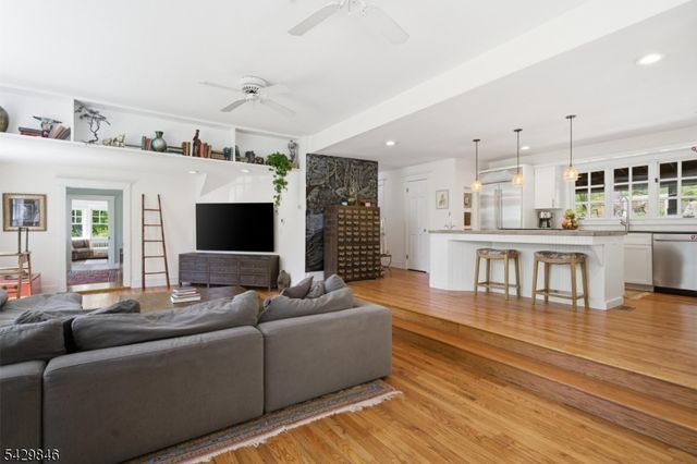 12 COLD SPRINGS ROAD, Tewksbury Twp., NJ 07830