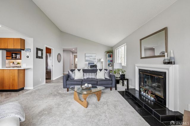 5003 Palmetto Avenue 83, Pacifica, CA 94044