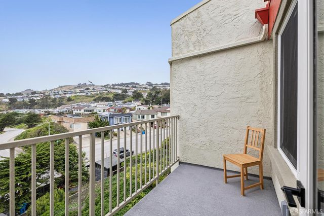 5003 Palmetto Avenue 83, Pacifica, CA 94044