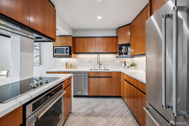 5003 Palmetto Avenue 83, Pacifica, CA 94044