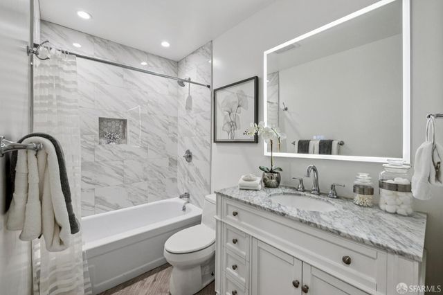 5003 Palmetto Avenue 83, Pacifica, CA 94044