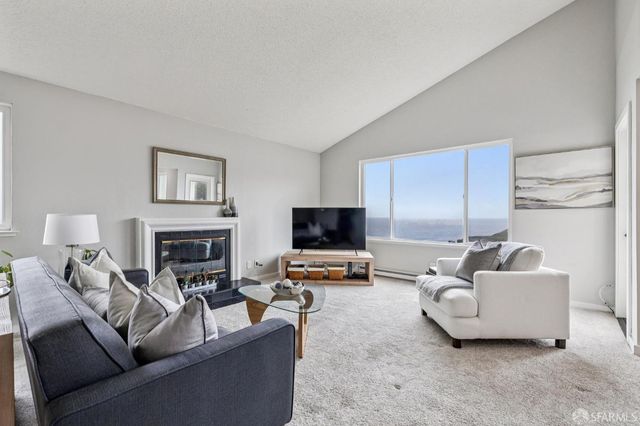 5003 Palmetto Avenue 83, Pacifica, CA 94044