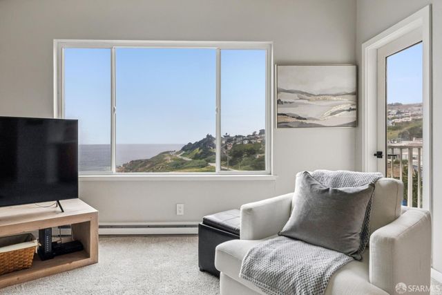 5003 Palmetto Avenue 83, Pacifica, CA 94044