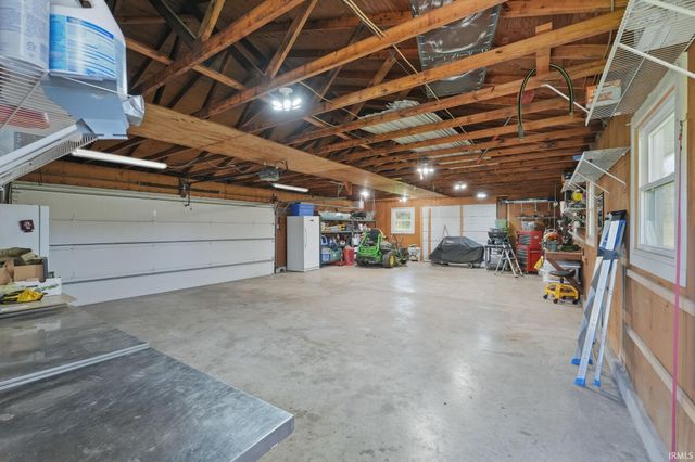 12513 Aboite Center Road, Fort Wayne, IN 46814