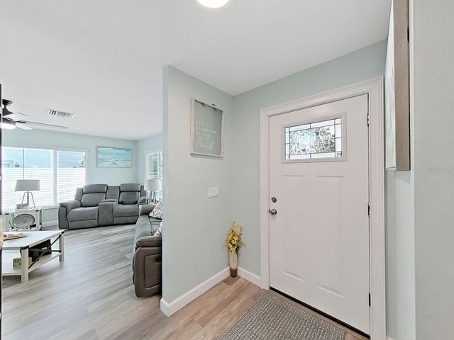 1004 PENINSULA AVENUE, Tarpon Springs, FL 34689