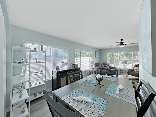 1004 PENINSULA AVENUE, Tarpon Springs, FL 34689