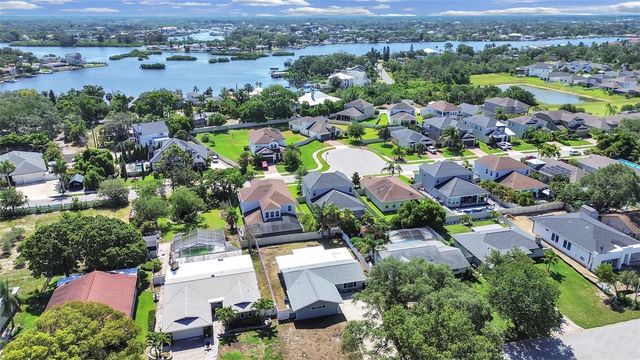 1004 PENINSULA AVENUE, Tarpon Springs, FL 34689
