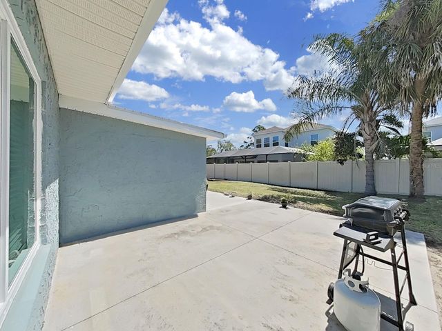 1004 PENINSULA AVENUE, Tarpon Springs, FL 34689