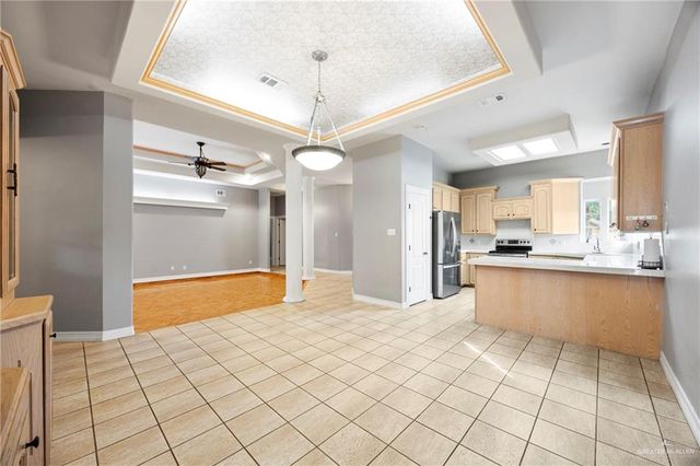2208 Lawndale Road, Mission, TX 78572