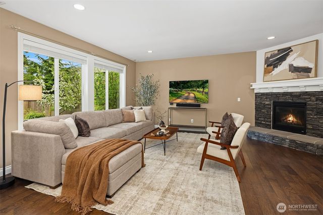 21417 SE 2nd Street, Sammamish, WA 98074