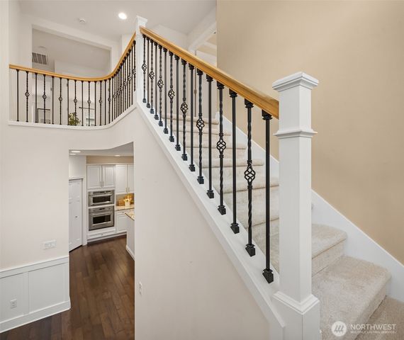 21417 SE 2nd Street, Sammamish, WA 98074