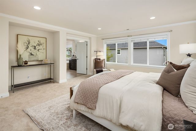 21417 SE 2nd Street, Sammamish, WA 98074