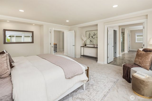 21417 SE 2nd Street, Sammamish, WA 98074