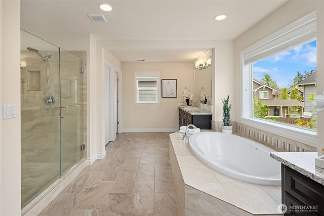 21417 SE 2nd Street, Sammamish, WA 98074