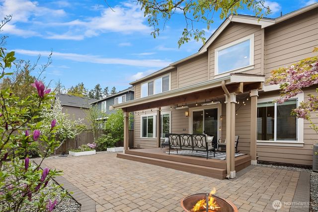 21417 SE 2nd Street, Sammamish, WA 98074