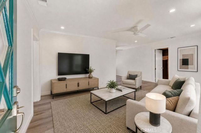153 Cedar Turn, Long Beach, CA 90805