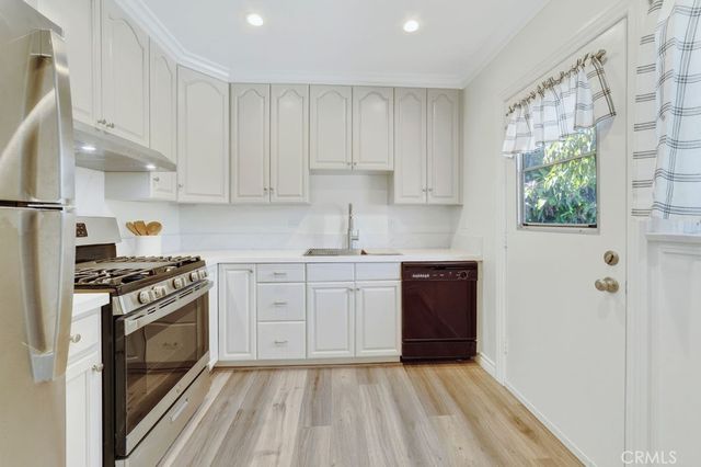 153 Cedar Turn, Long Beach, CA 90805