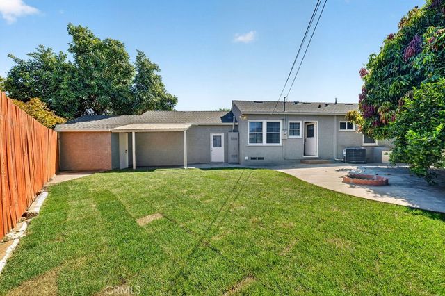 153 Cedar Turn, Long Beach, CA 90805