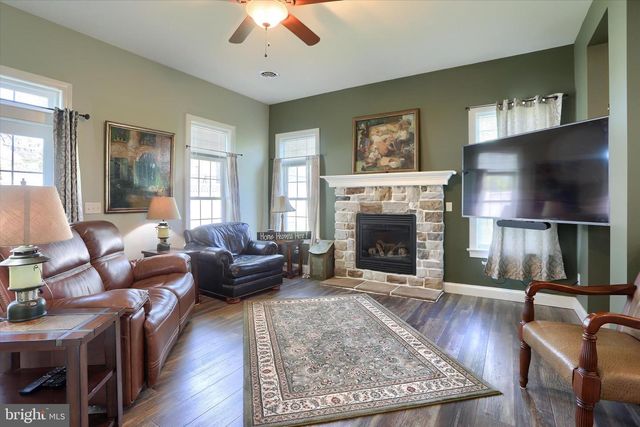 202 CARMELLA DR, Mechanicsburg, PA 17050