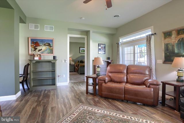 202 CARMELLA DR, Mechanicsburg, PA 17050