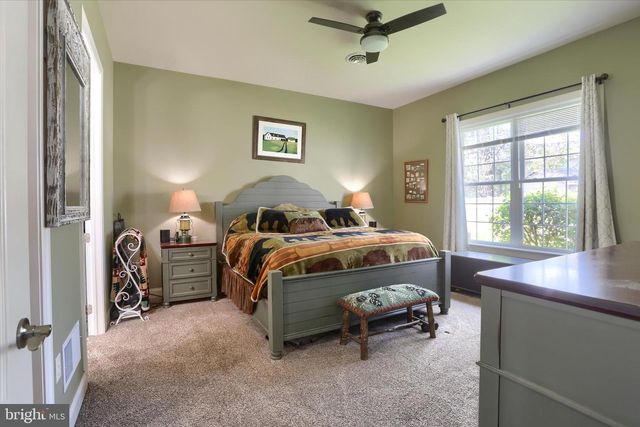 202 CARMELLA DR, Mechanicsburg, PA 17050