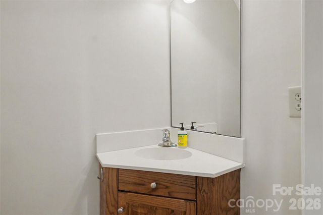 1223 Golden Hill Road, Matthews, NC 28105