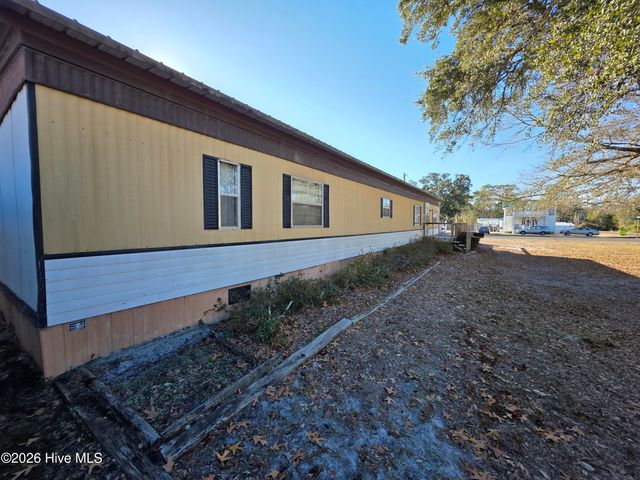 3113 Fairfield Avenue SW, Supply, NC 28462