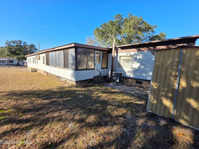 3113 Fairfield Avenue SW, Supply, NC 28462