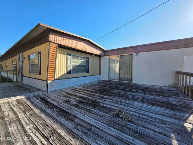 3113 Fairfield Avenue SW, Supply, NC 28462