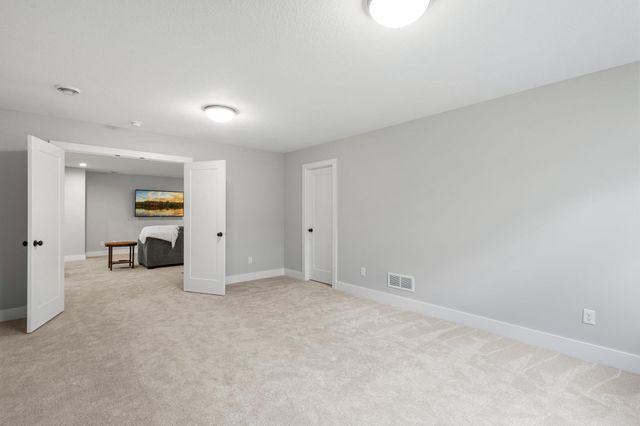 23858 Hall Dr, Lakeville, MN 55044