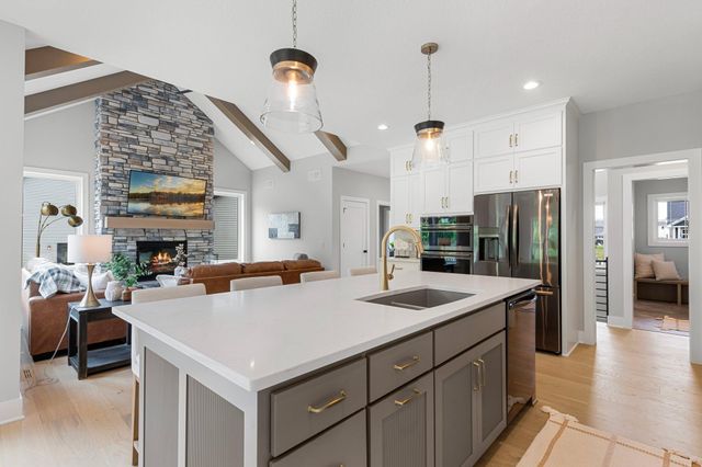 23858 Hall Dr, Lakeville, MN 55044
