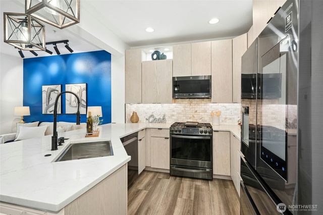 2062 NW Boulder Way Drive, Issaquah, WA 98027