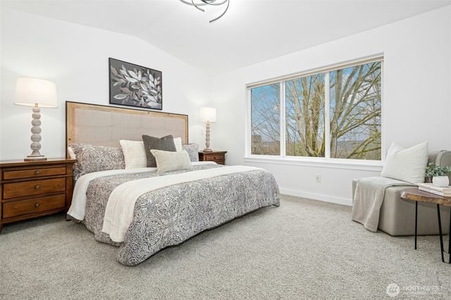 2062 NW Boulder Way Drive, Issaquah, WA 98027