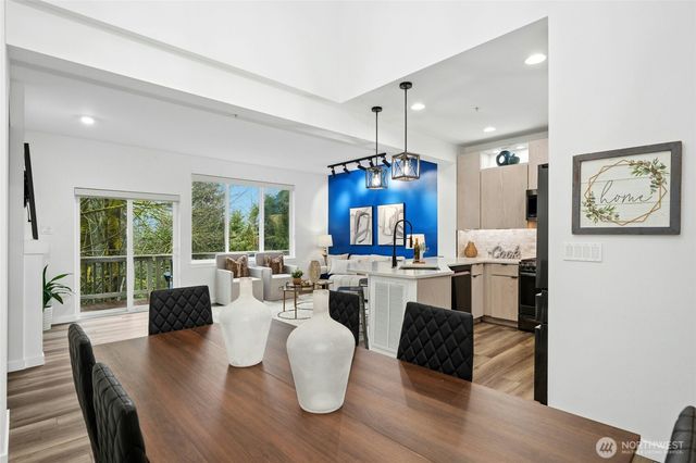 2062 NW Boulder Way Drive, Issaquah, WA 98027