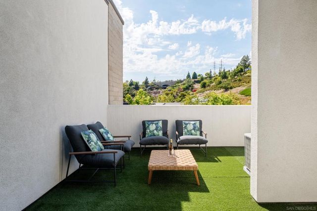 2804 AVELLA CIRCLE, San Diego, CA 92108