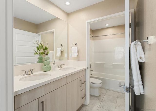 2804 AVELLA CIRCLE, San Diego, CA 92108