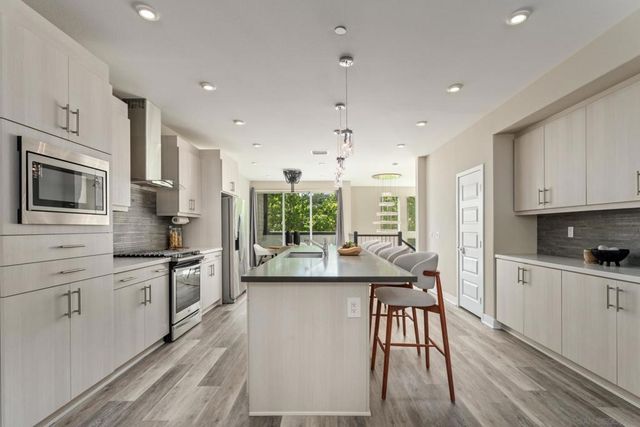 2804 AVELLA CIRCLE, San Diego, CA 92108