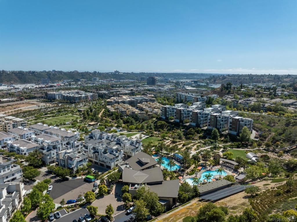 Image 29 of property listing at 2804 AVELLA CIRCLE, San Diego, CA 92108