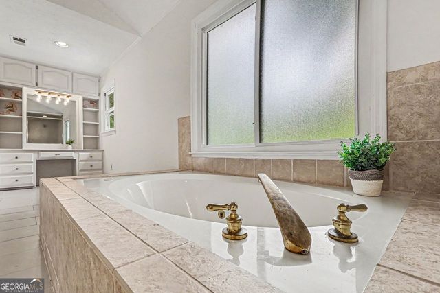 1428 Norwood Drive, Lilburn, GA 30047
