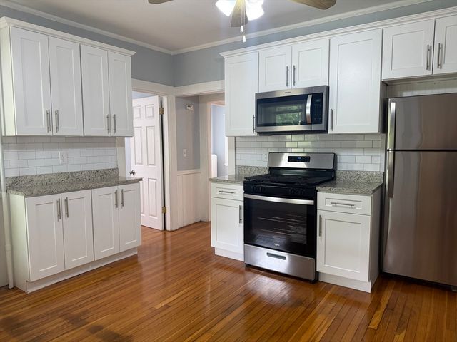 87 Glendower Rd 1, Boston, MA 02151