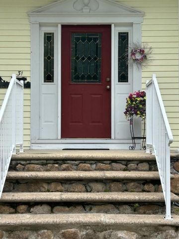 31 Karen Ann Drive, Smithfield, RI 02917