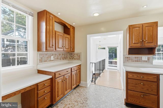 1418 FLORAL ST NW, Washington, DC 20012