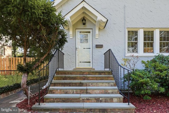 1418 FLORAL ST NW, Washington, DC 20012